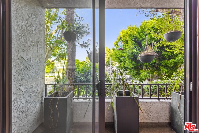 Building Photo - 8110 Manitoba St