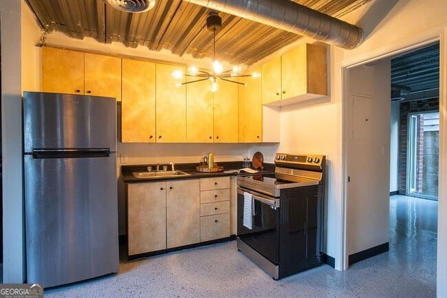 Building Photo - 15 Burbank Dr NW