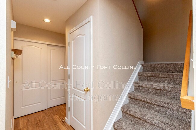 Building Photo - 6721 Antigua Dr