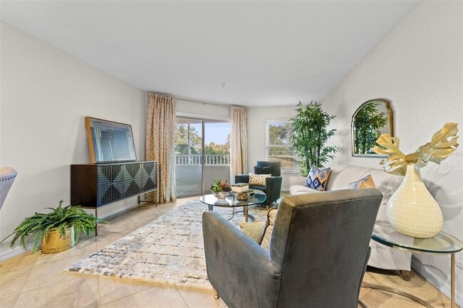 Building Photo - 2323 Feather Sound Dr