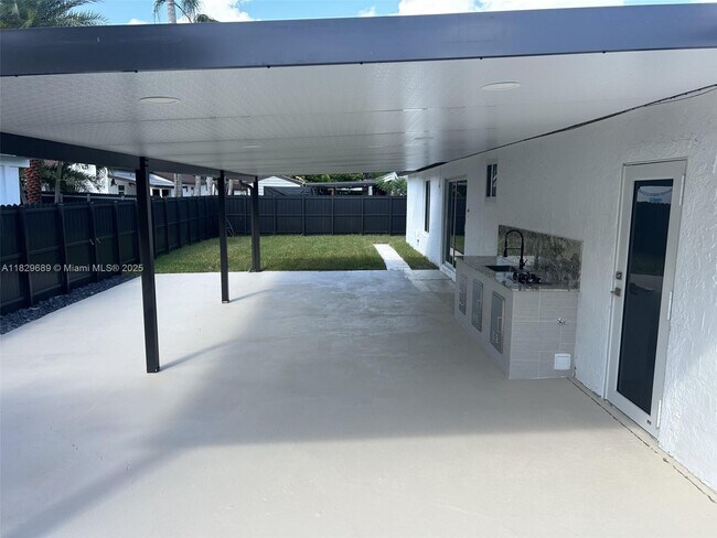 Building Photo - 6270 NW 199th St