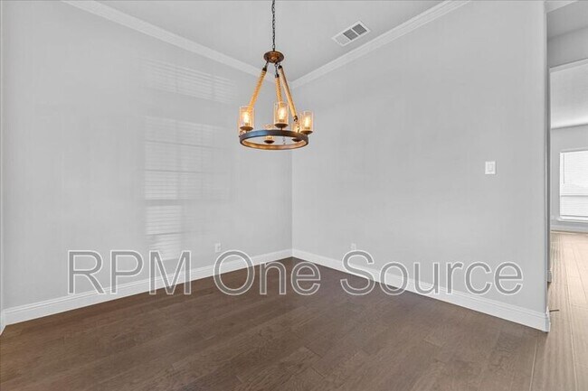 Building Photo - 6320 Starr Dr.