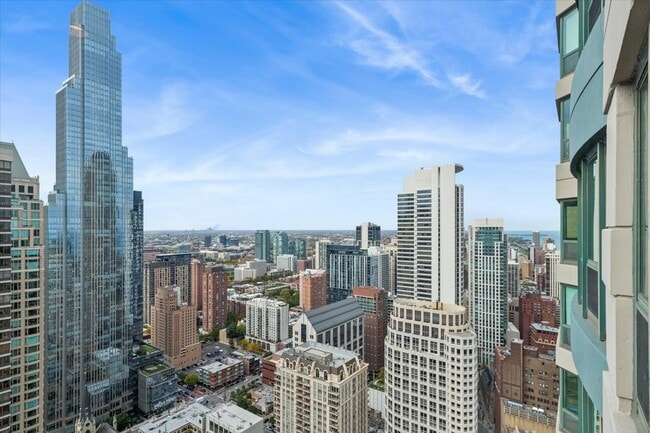 Building Photo - 100 E Huron St