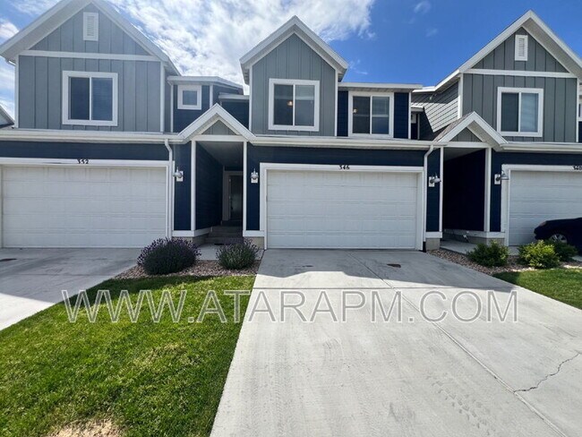 Building Photo - 346 Grassland Dr