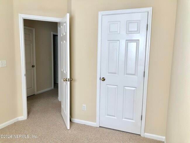 Building Photo - 5749 Parkstone Crossing Dr