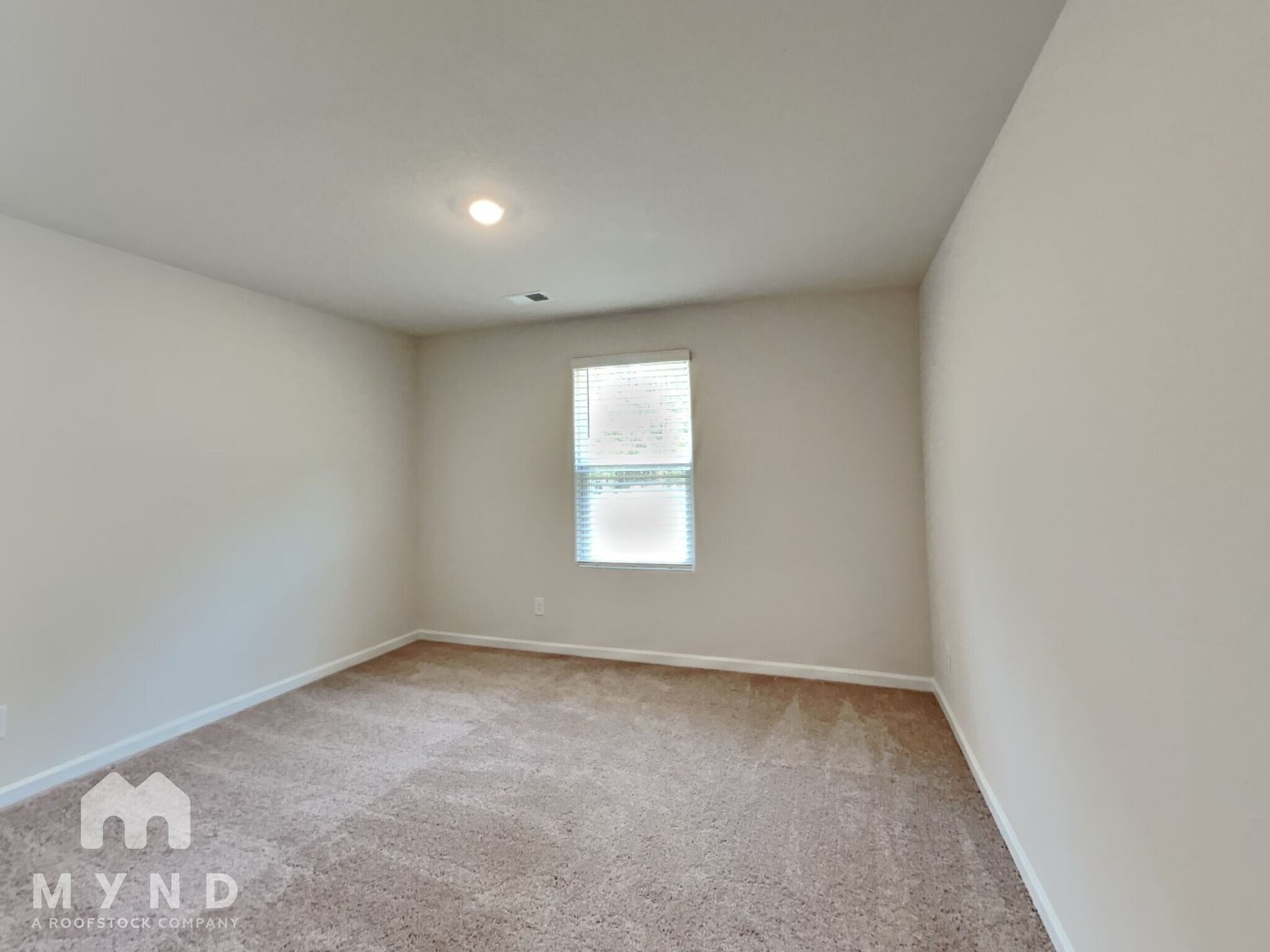 Building Photo - 302 Ivy Bank Dr