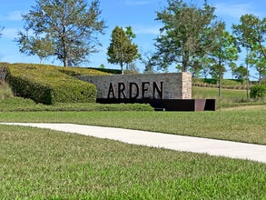 Building Photo - 1525 Stockbridge St