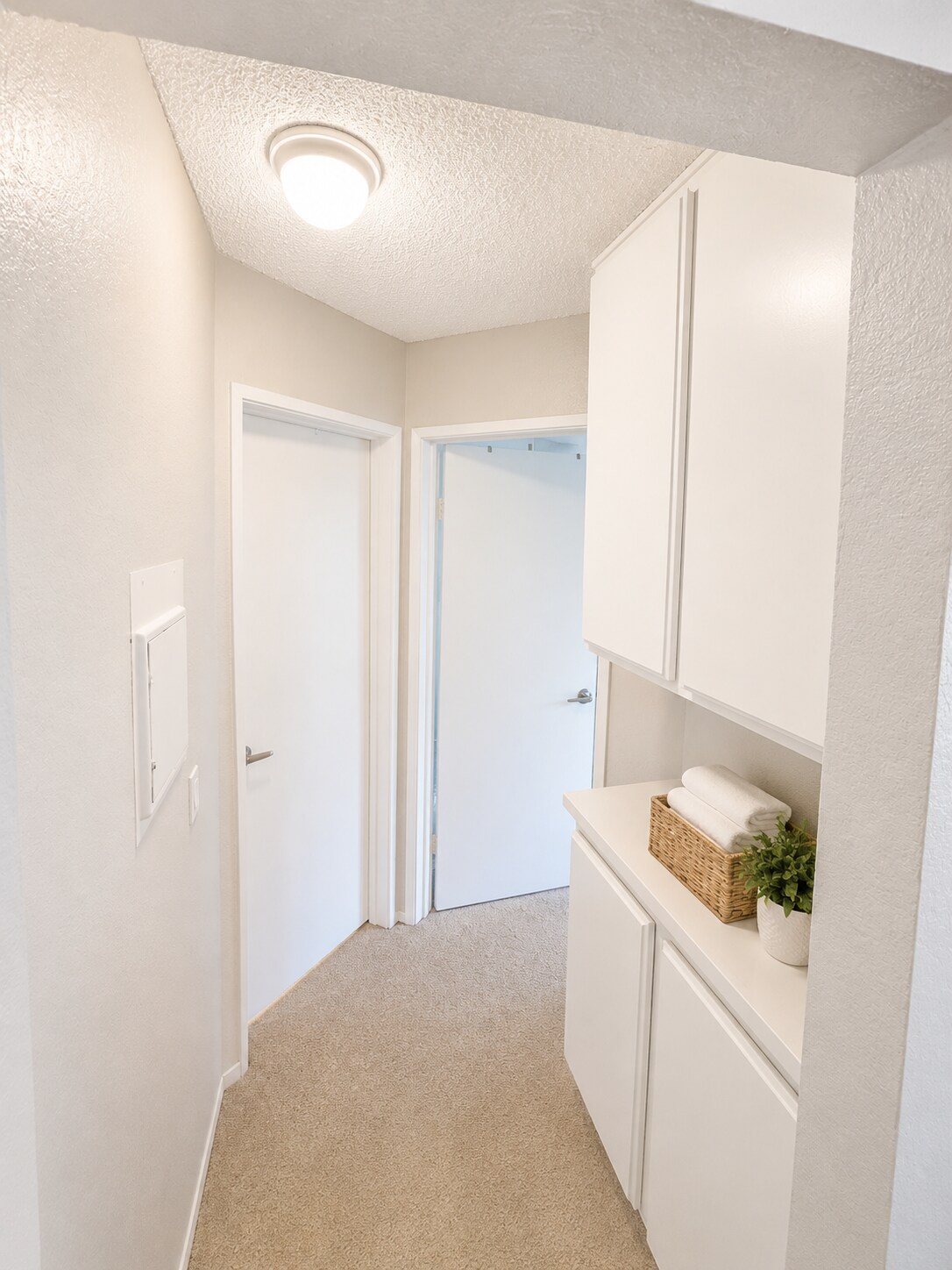 Building Photo - 9705 Mesa Springs Way