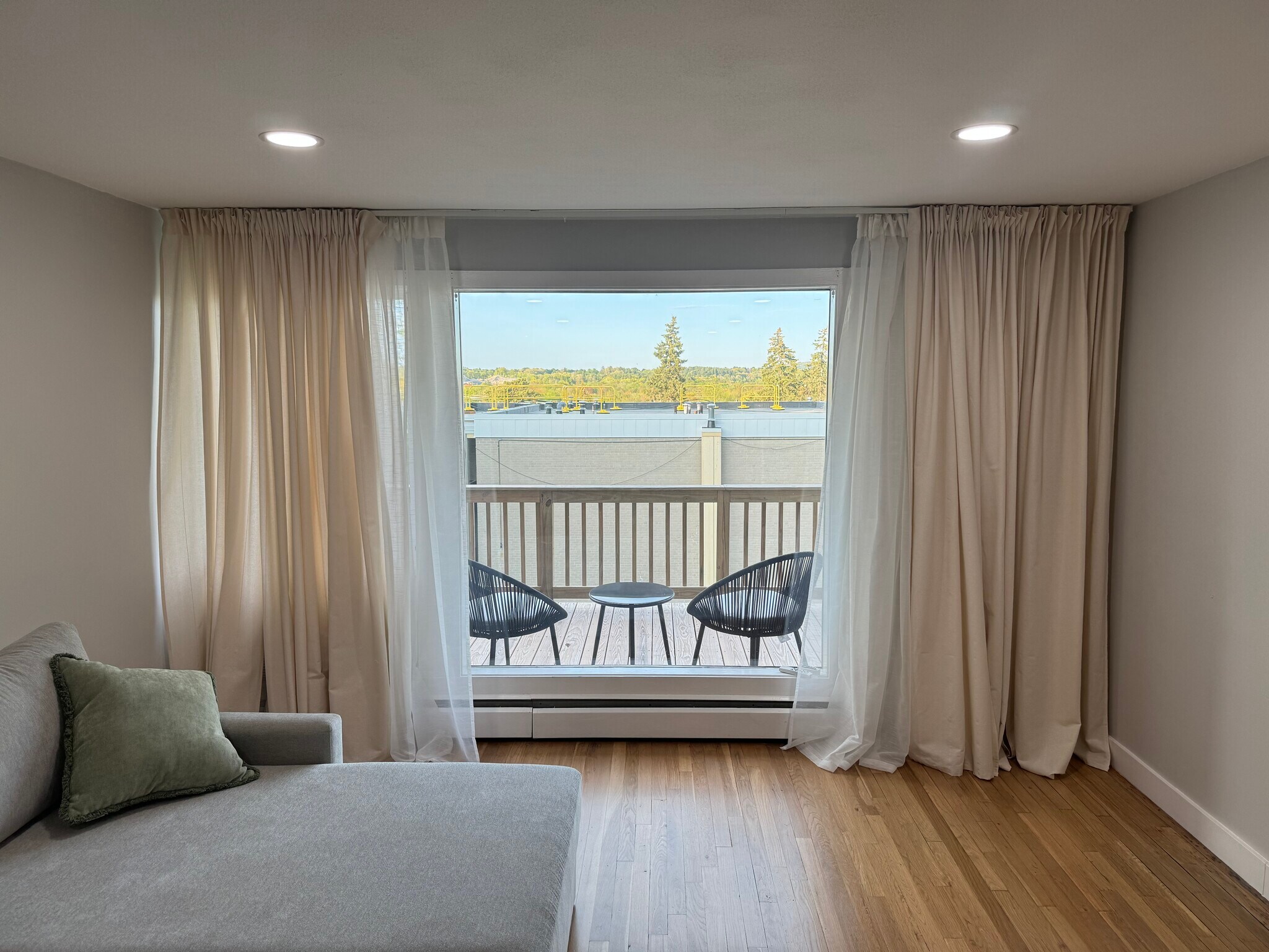 Building Photo - 315 Neponset St