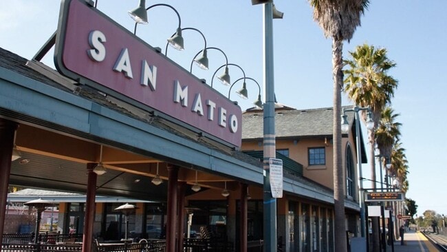 Building Photo - Large 2 Bed/2 Bath San Mateo condo near downtown with two parking spaces. YouTube Tour!!