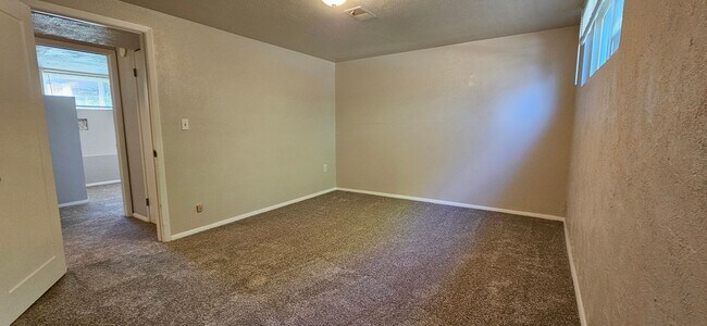 Building Photo - AVAILABLE NOW! Arvada 3 Bed 2 Bath Duplex New Paint New Flooring!
