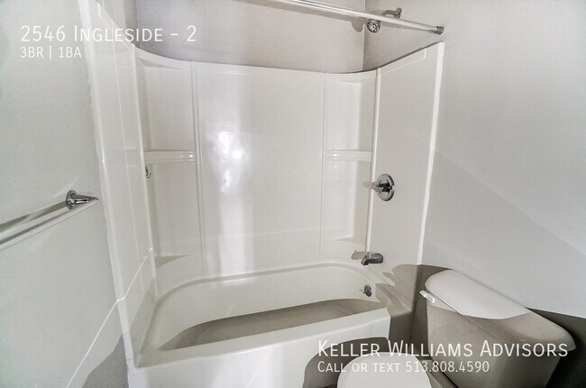 Building Photo - 2546 Ingleside-2