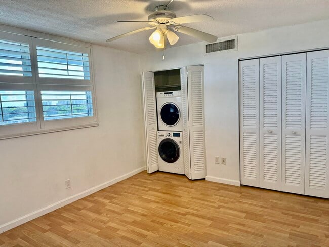 Building Photo - 6161 NW 2nd Ave