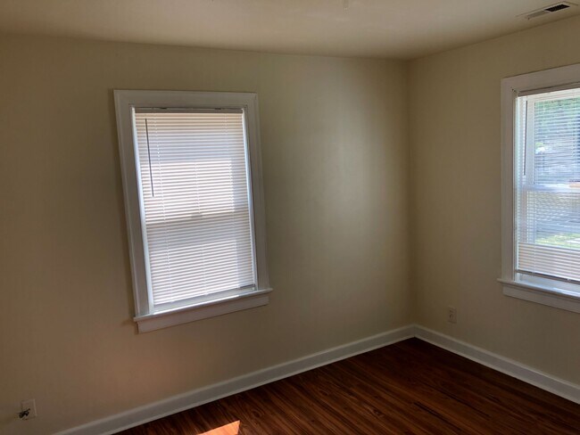 Building Photo - 3307 Chalfin Ave