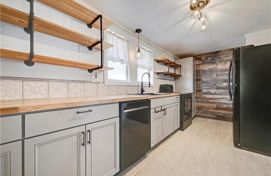 Building Photo - 12417 W 56th St