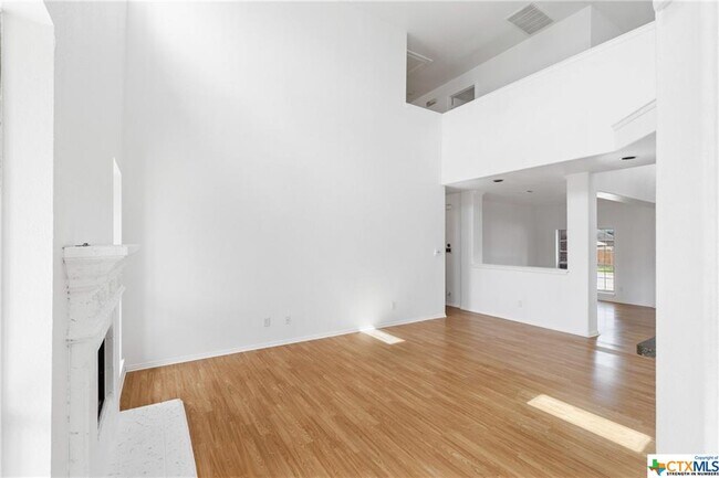 Building Photo - 156 Pecanwood S