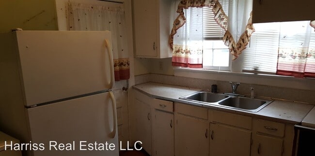 Building Photo - 2050 Carolina Beach Rd