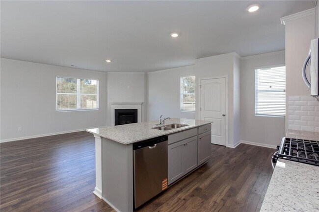 Building Photo - 77 Grv Spgs Ct