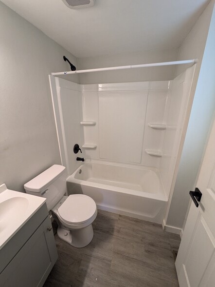Bathroom - 1613 13th St