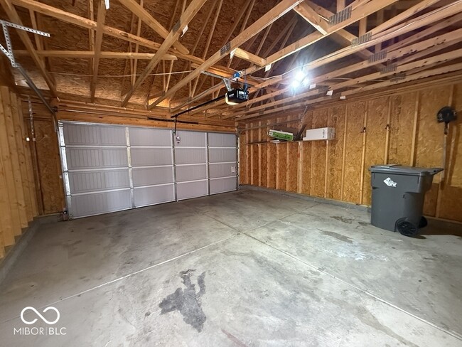 Building Photo - 326 N Warman Ave