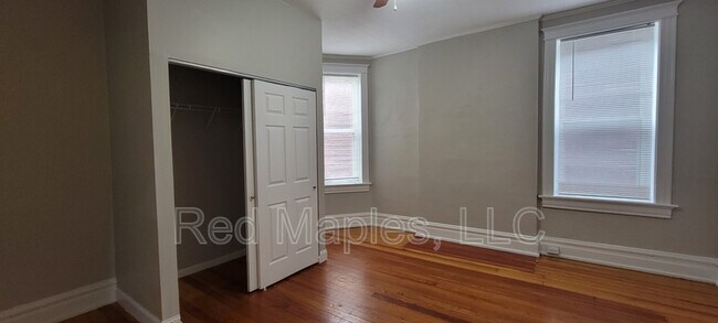 Building Photo - 3420 Keokuk St