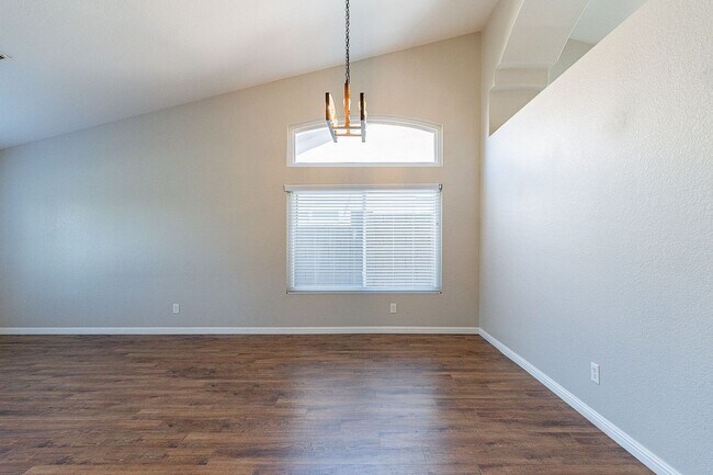 Building Photo - Charming 4-Bedroom Home with Luxurious Poo...