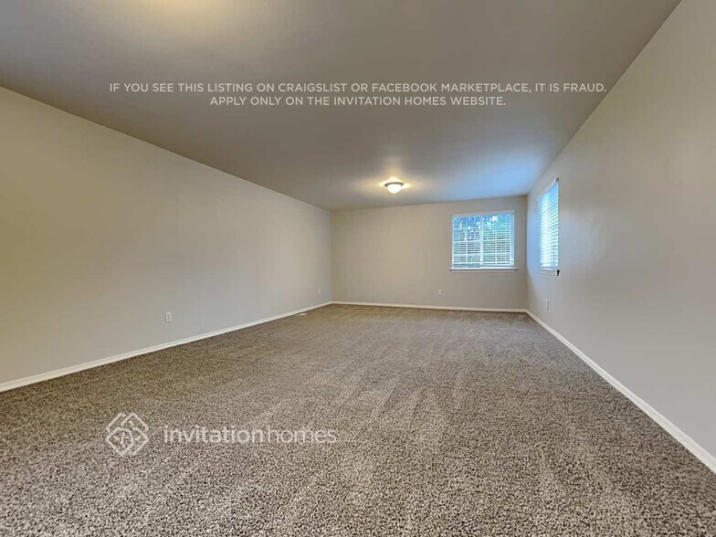 Building Photo - 8733 Milbanke Dr SE