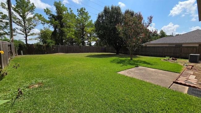 Building Photo - 10822 Glenora Dr