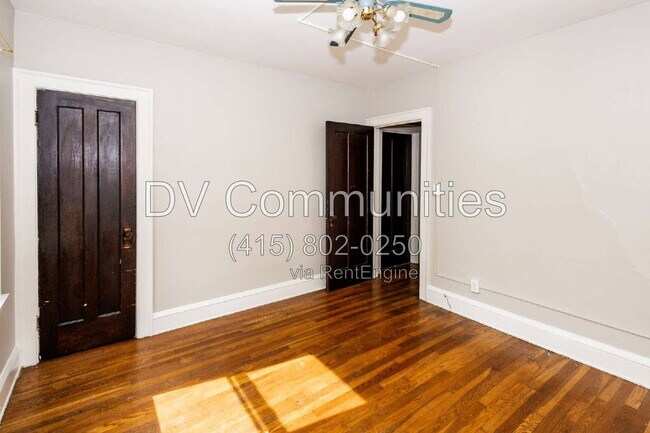 Building Photo - 3765 W 134th St