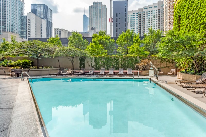 Building Photo - 772 N Dearborn St