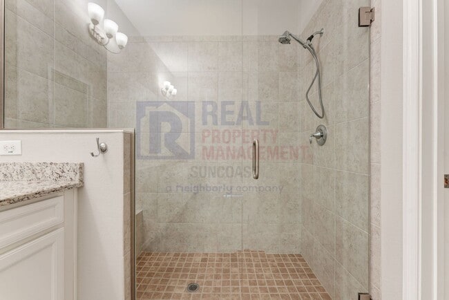 Building Photo - 3689 Divot Ln