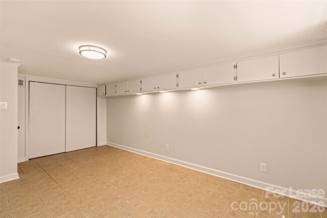Building Photo - 118 Revere Dr