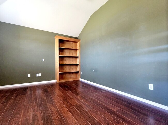 Building Photo - 18001 Montoro Way