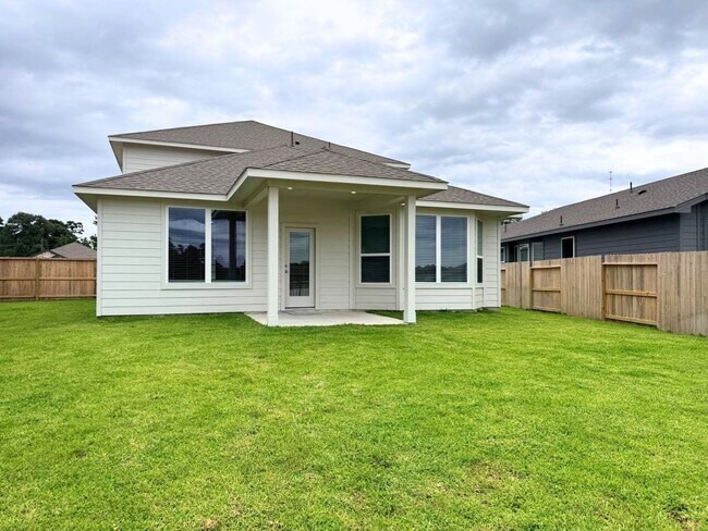 Building Photo - 16238 Parish Pointe Ct