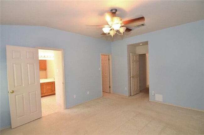 Building Photo - 3609 Ruby Red Dr