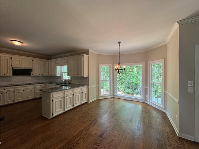 Building Photo - 10575 Aviary Dr