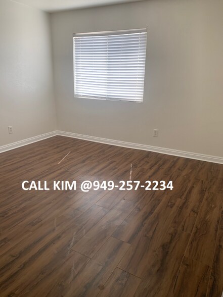 Building Photo - 45016 Anabell Ln