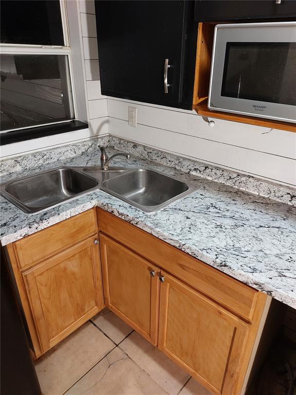 Building Photo - 9414 2nd Ave