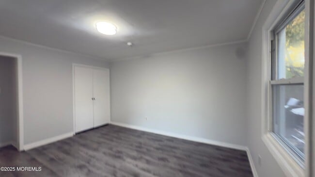 Building Photo - 56 Lindsley Pl