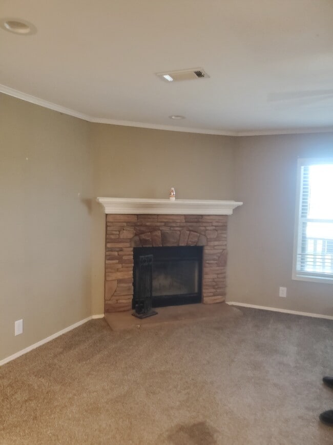 Building Photo - 1118 Meadowlark Dr