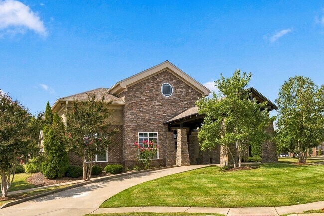 Building Photo - 4708 Venito St