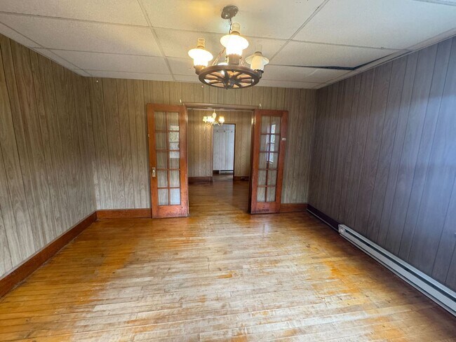 Building Photo - 13 Sullivan St