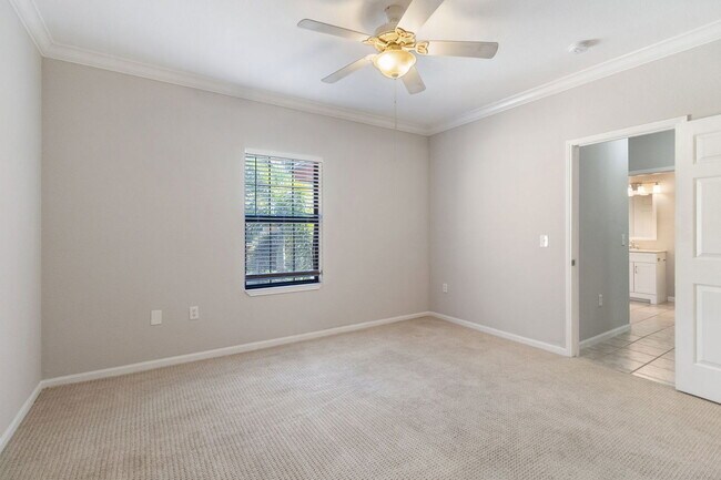 Building Photo - 2152 Portofino Pl