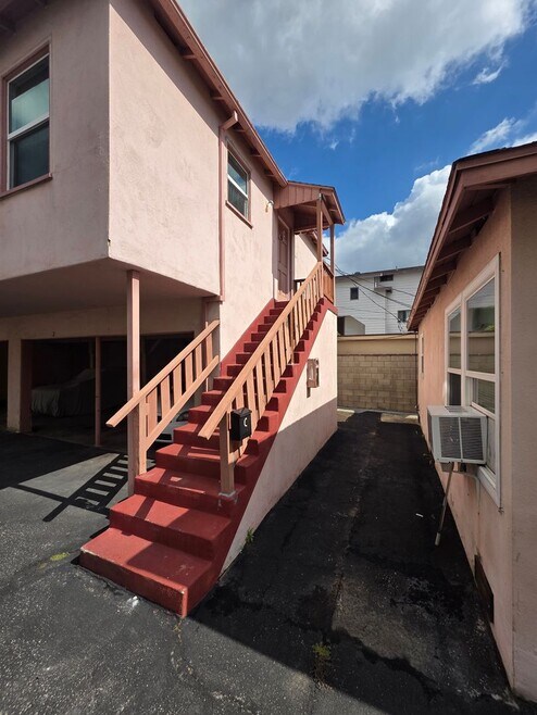 Building Photo - 1123 Linden Ave