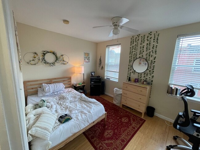 Building Photo - 1849 Willington St