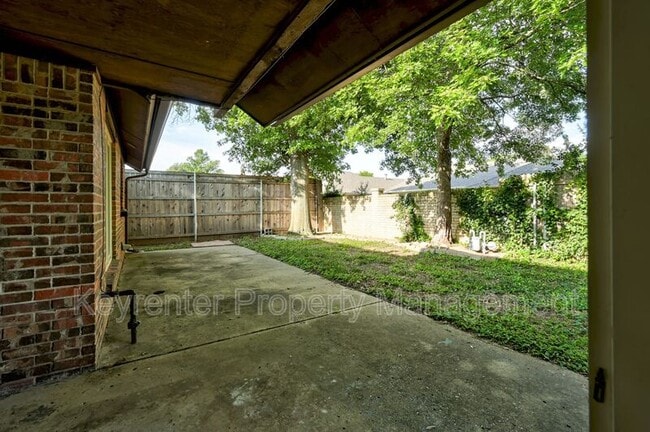 Building Photo - 3619 Chatham Ct