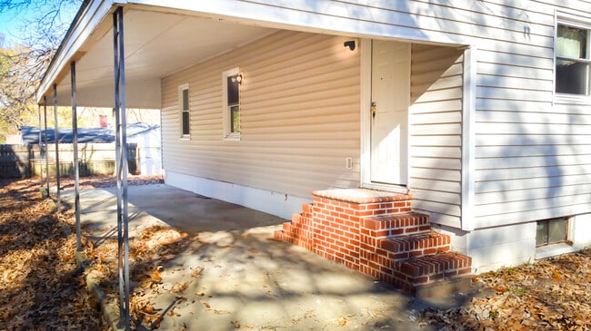 Building Photo - 1308 Liberty Ave