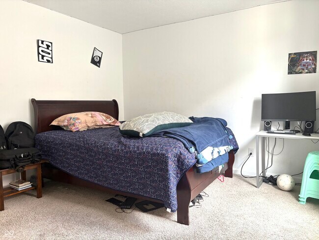 Building Photo - 6120 Medina Spirit Dr