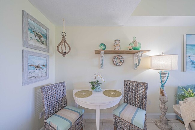Building Photo - Marina View Rental!