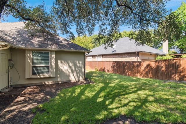 Building Photo - 9921 Carmel Valley Dr